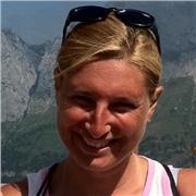 Offro lezioni a bambini e ragazzi delle scuole elementari e medie o di diritto alle scuole superiori